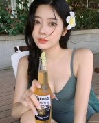 卡迪夫找小妹约炮做爱按摩楼凤打炮可上门加微信:+ zx556