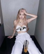 哥伦布留学生约爱约炮加line：qj98877可上门啦