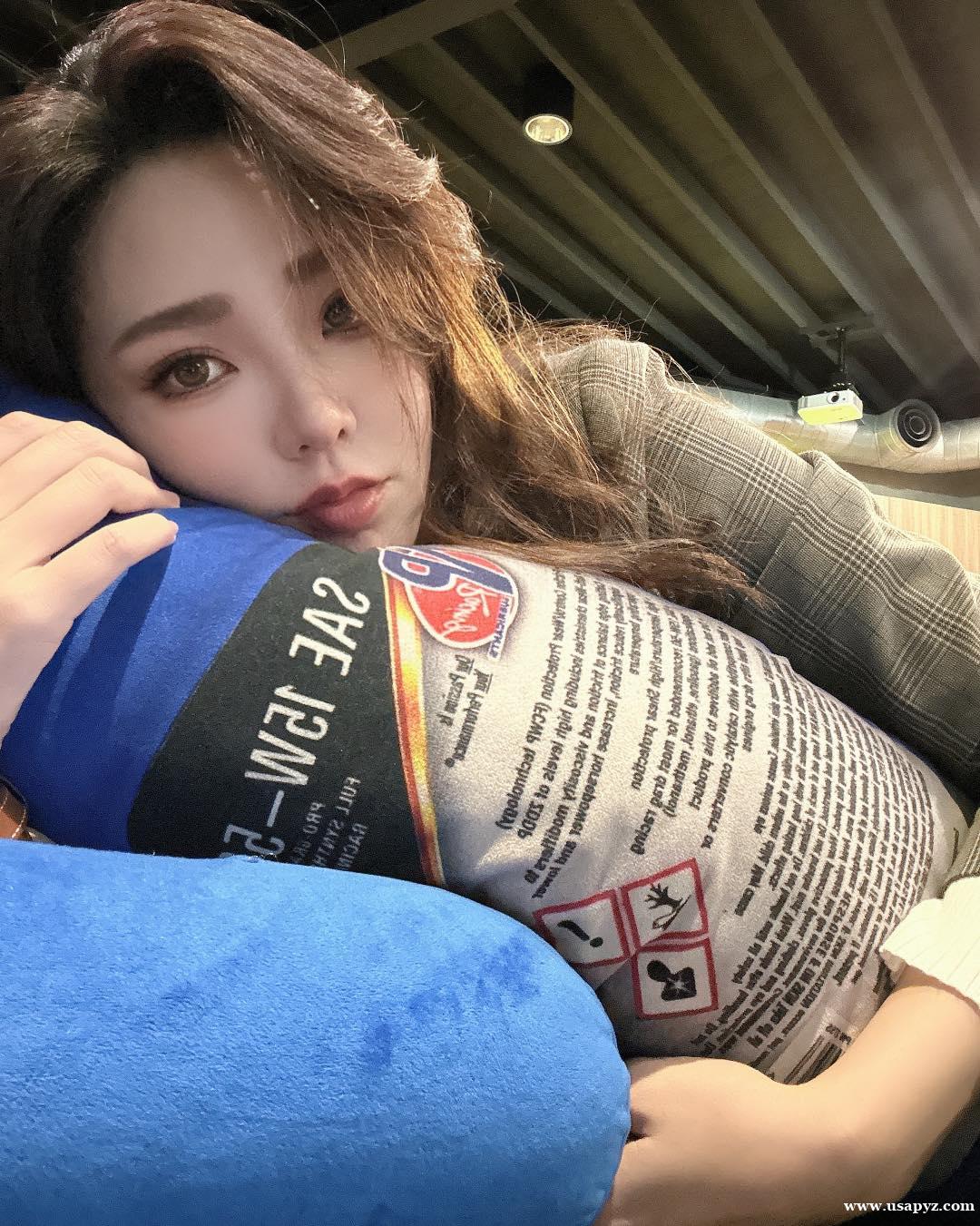 阿拉斯加华人留学生私密Outcall-沉浸式制服女仆与专属女 阿拉斯加华人留学生私密Outcall-沉浸式制服女仆与专属女