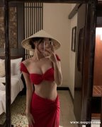 利兹华人留学生私密住家体验-沉浸式制服女仆与专属女友主题服务